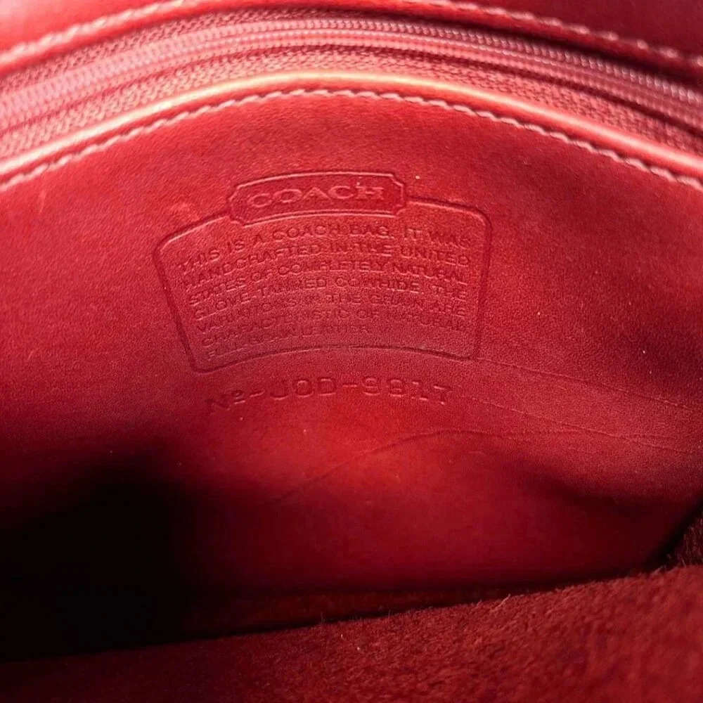 Vintage Coach “9817” Camera bag in red - Picture 13 of 13